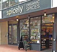 spicely organics